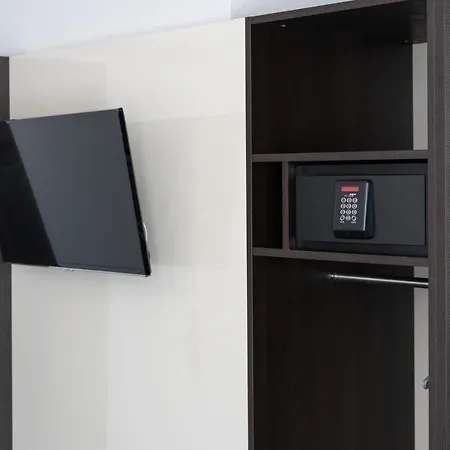 Derby - Action&relax Hub Hotel 3*