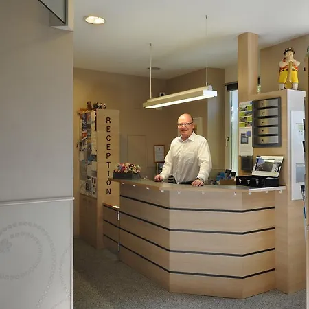 Derby - Self Check-in Hotel