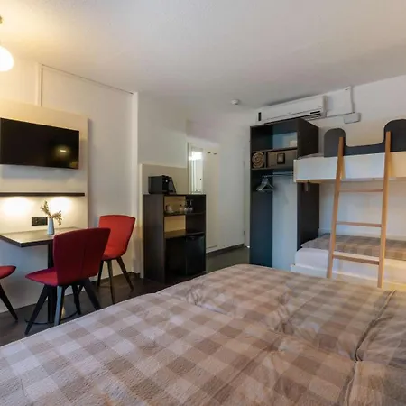 Derby - Action&relax Hub Interlaken