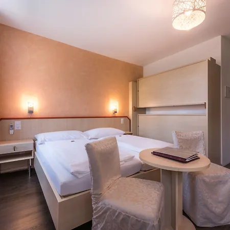 Derby - Action&relax Hub Hotel Interlaken