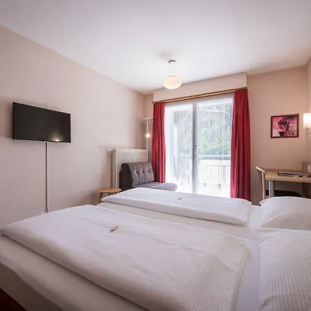 Derby - Self Check-in ホテル インターラーケン