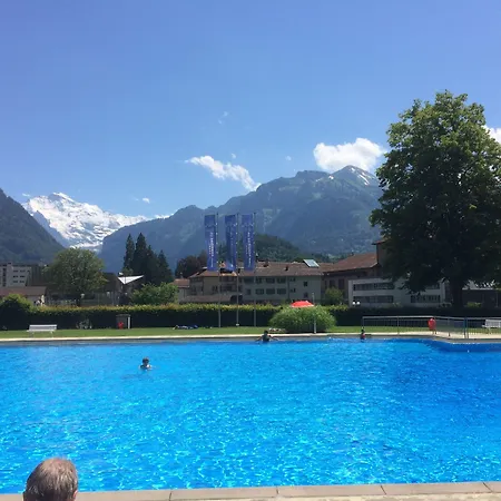 Derby - Self Check-in ホテル インターラーケン