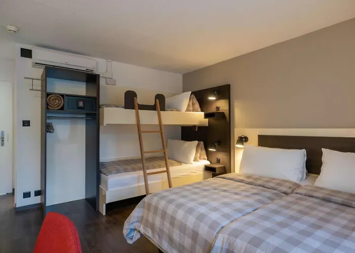 Отель Derby - Self Check-in Интерлакен