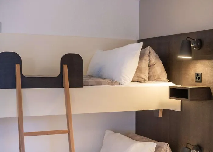 Отель Derby - Self Check-in