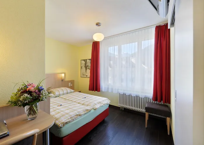 Отель Derby - Self Check-in