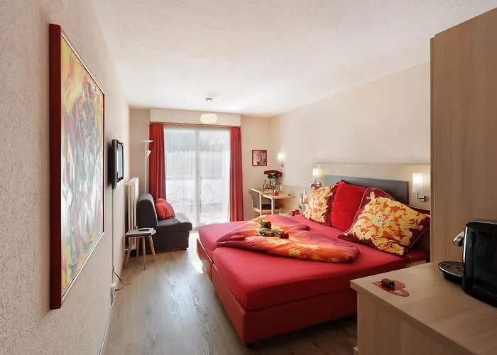 Отель Derby - Self Check-in